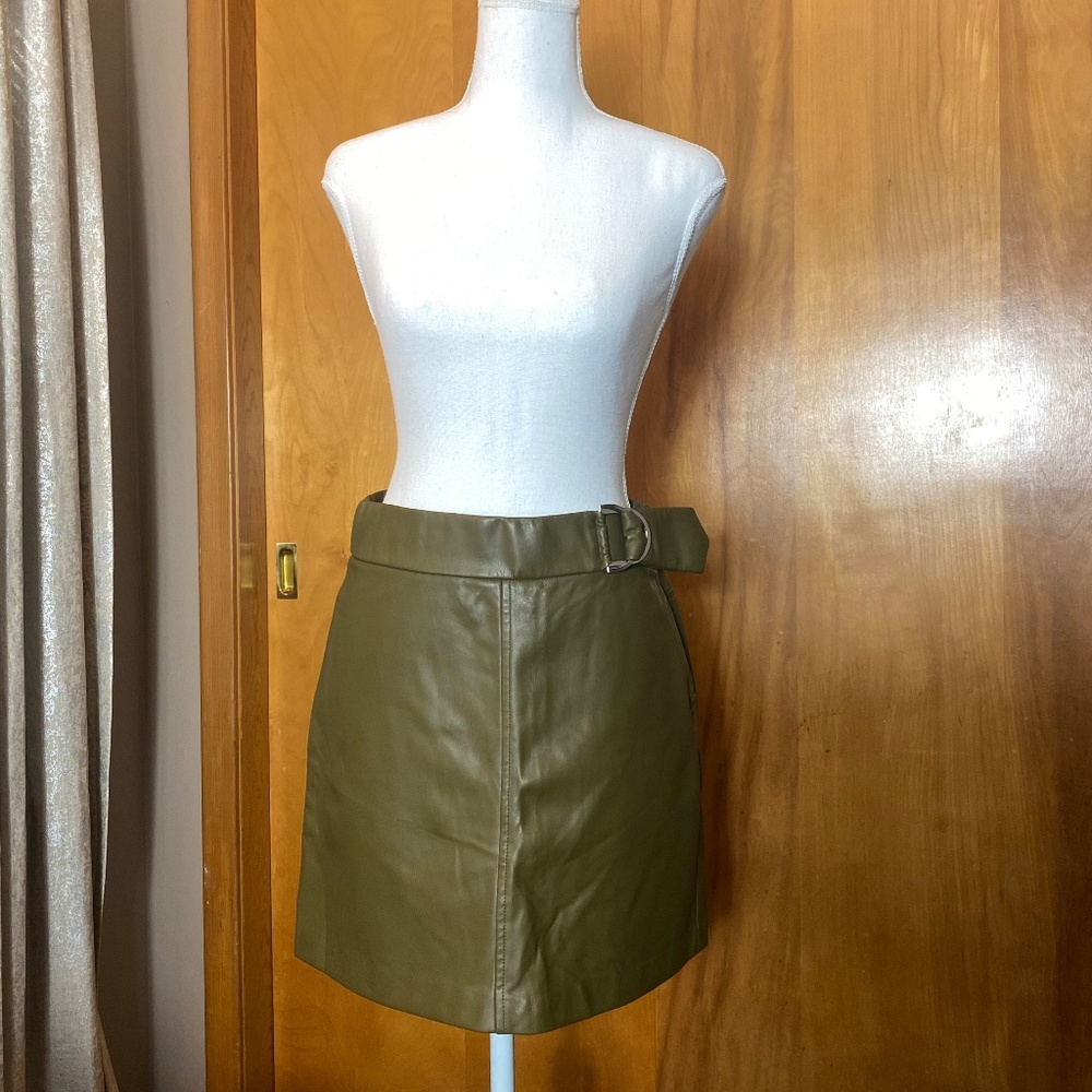Women’s Zara Dark Green Faux Leather Above-The-Knee Skirt M